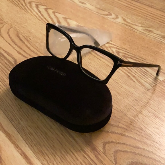 Tom Ford FT5552 Optical Ophthalmic Eyeglasses - Picture 2 of 4